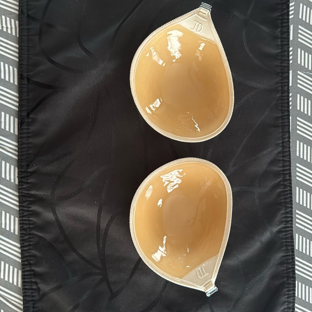 NWOT NuBra, size D